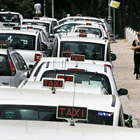 TAXI: CITTÀ A RISCHIO PARALISI